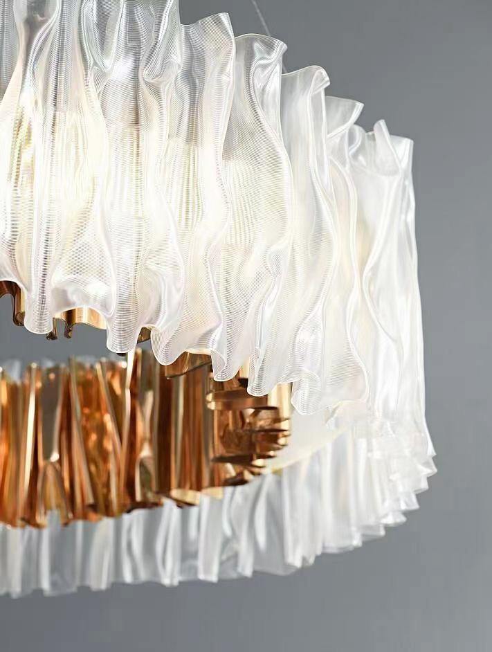 Accordeon Chandeliers