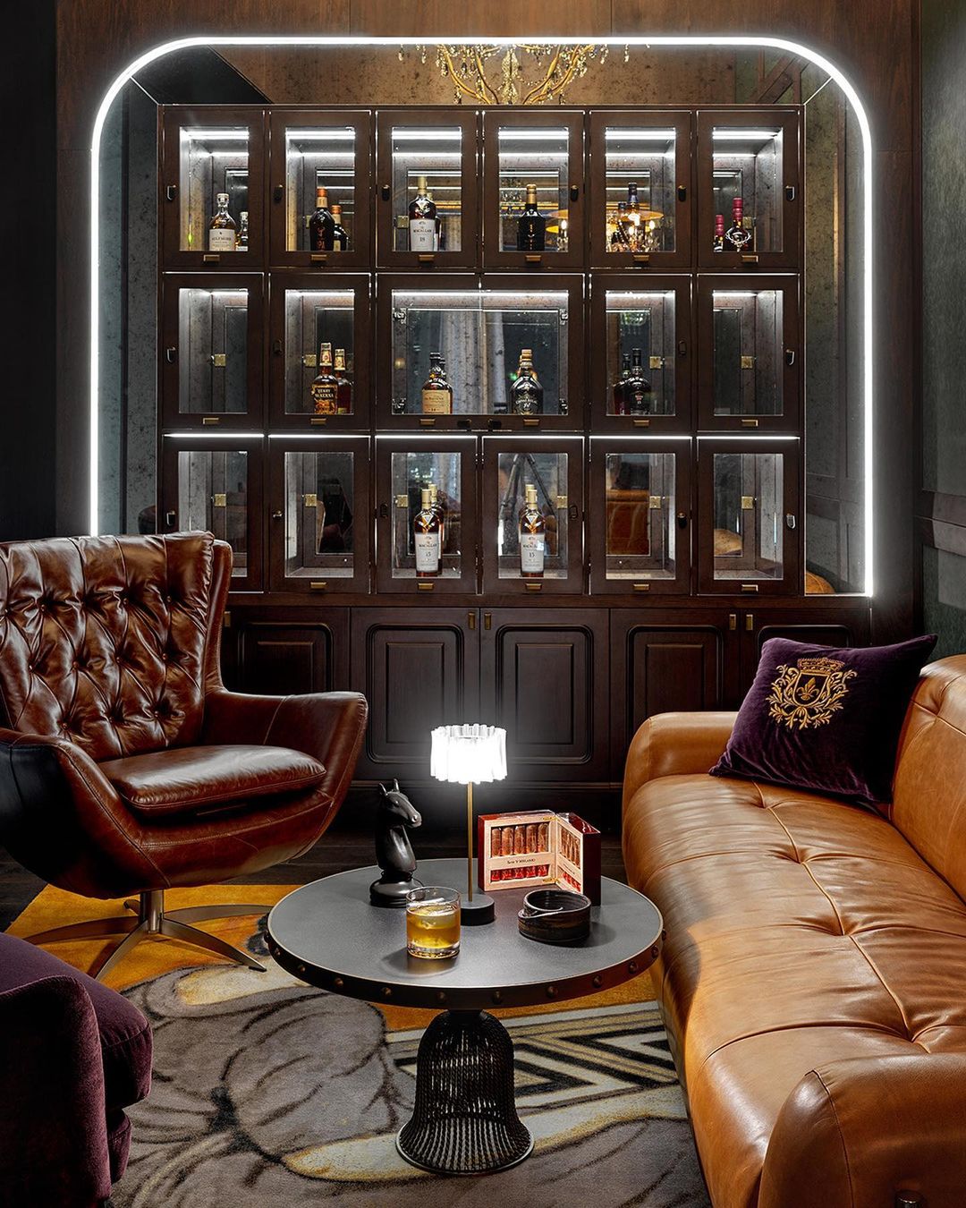 Accordeon Battery Table Lamp