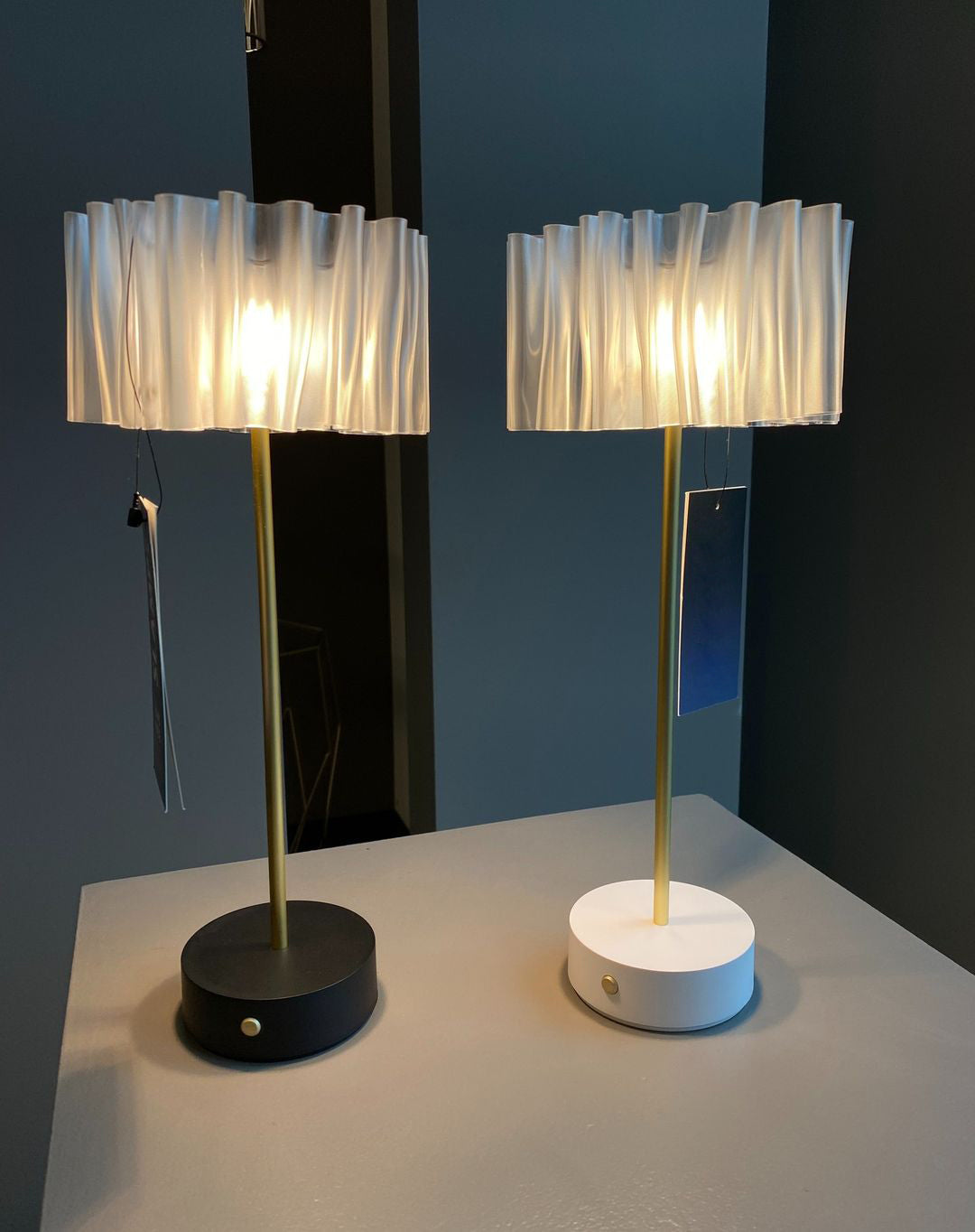 Accordeon Battery Table Lamp