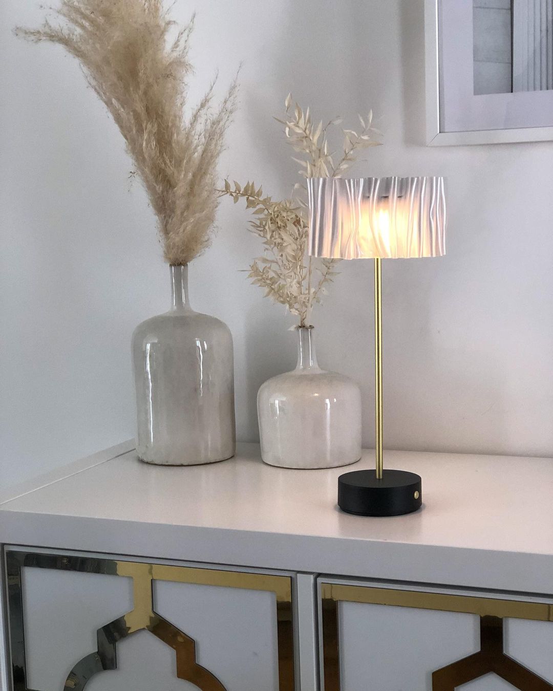 Accordeon Battery Table Lamp