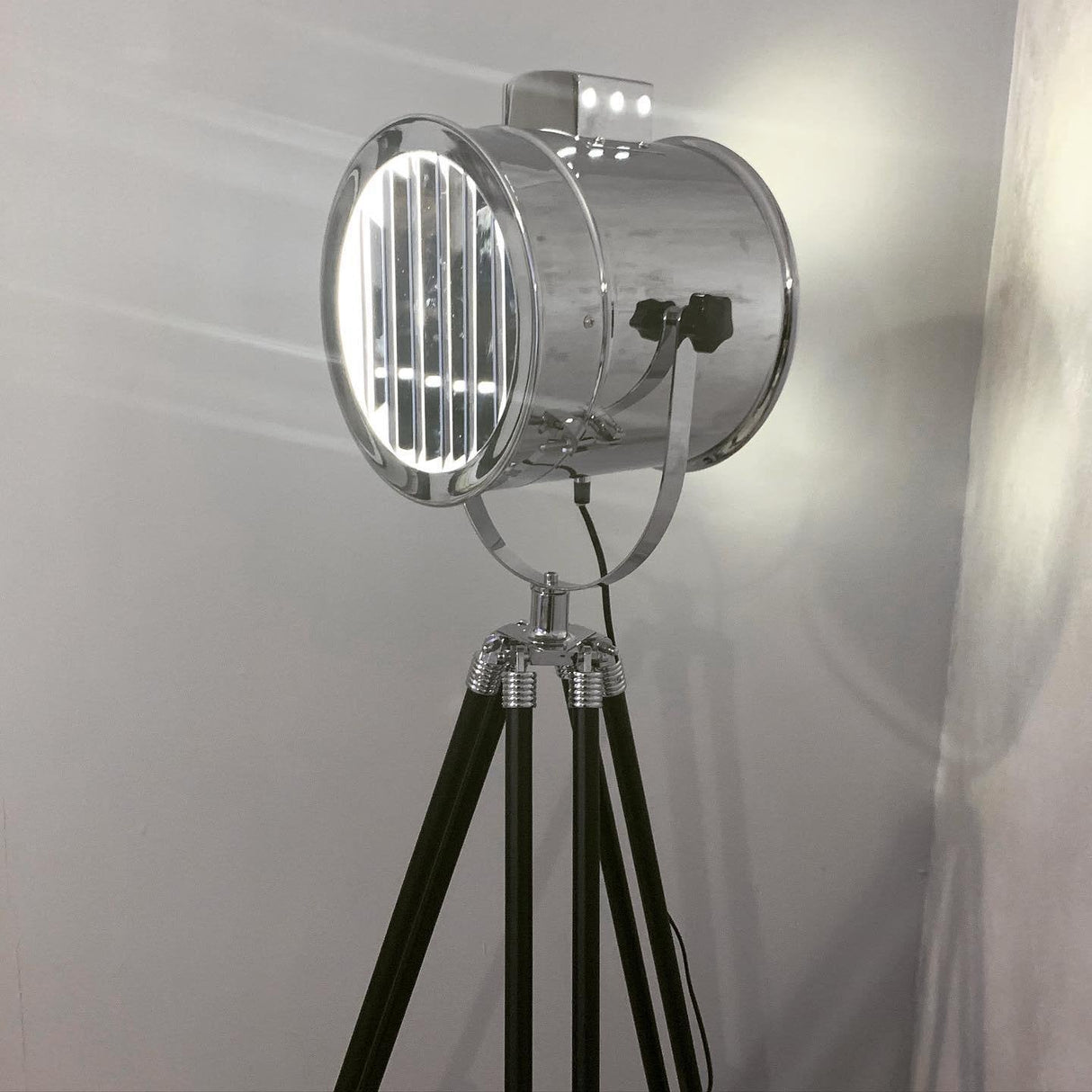 Alfred Tripod Floor Lamp