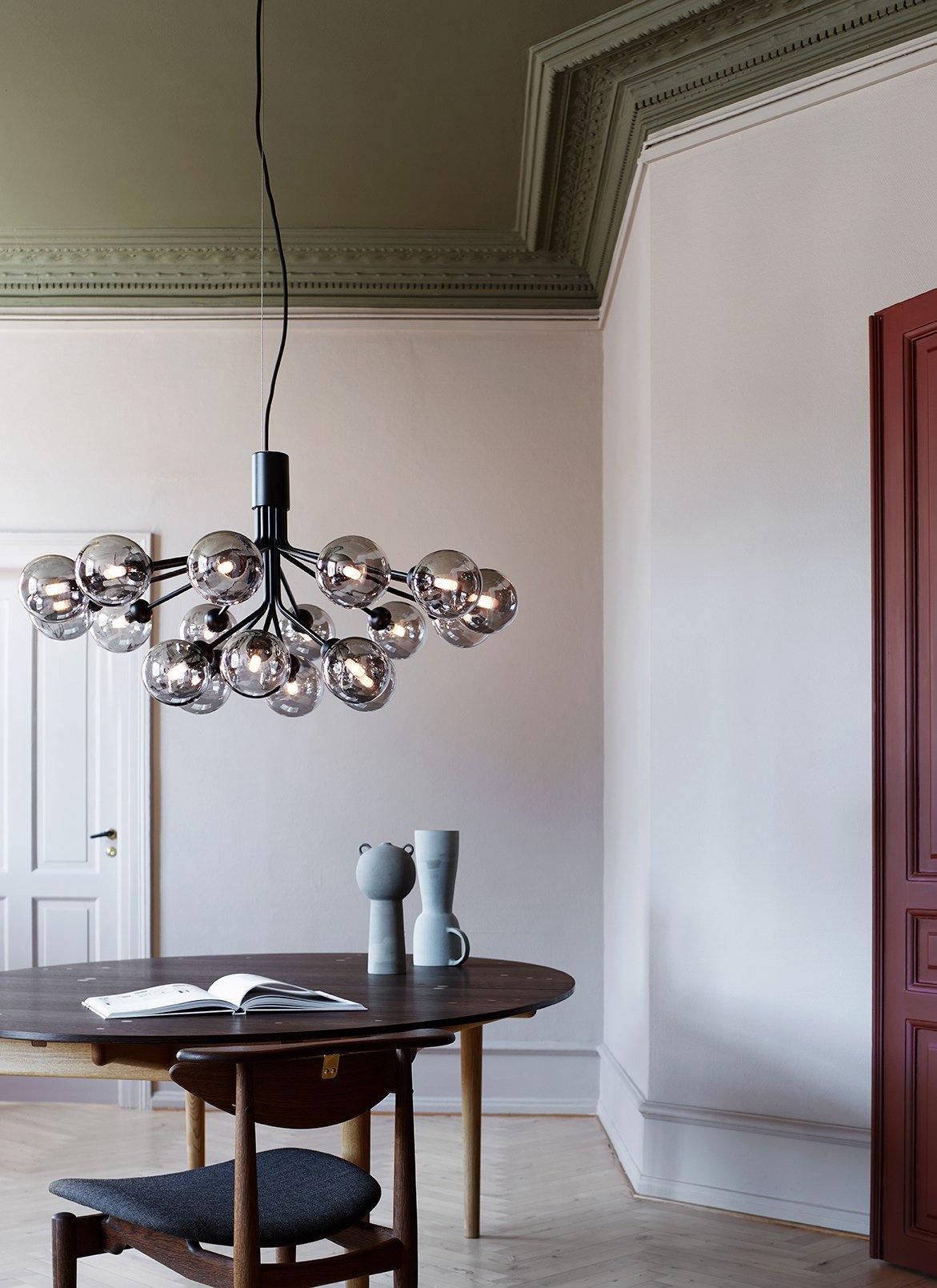 Apiales Chandeliers