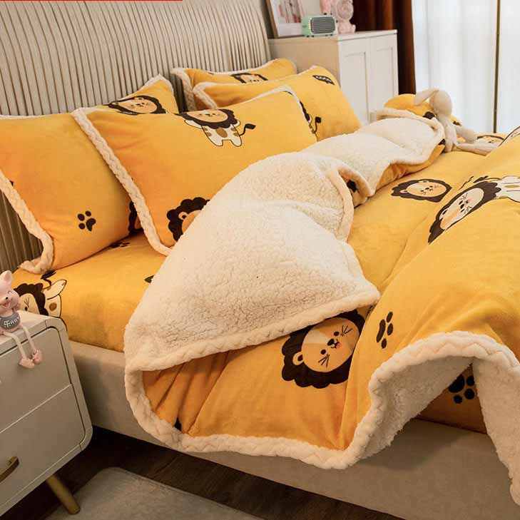 Poly Cute Yellow Lion Milk Cashmere Flannel Berber Fleece Duvet Cover Bedding Set