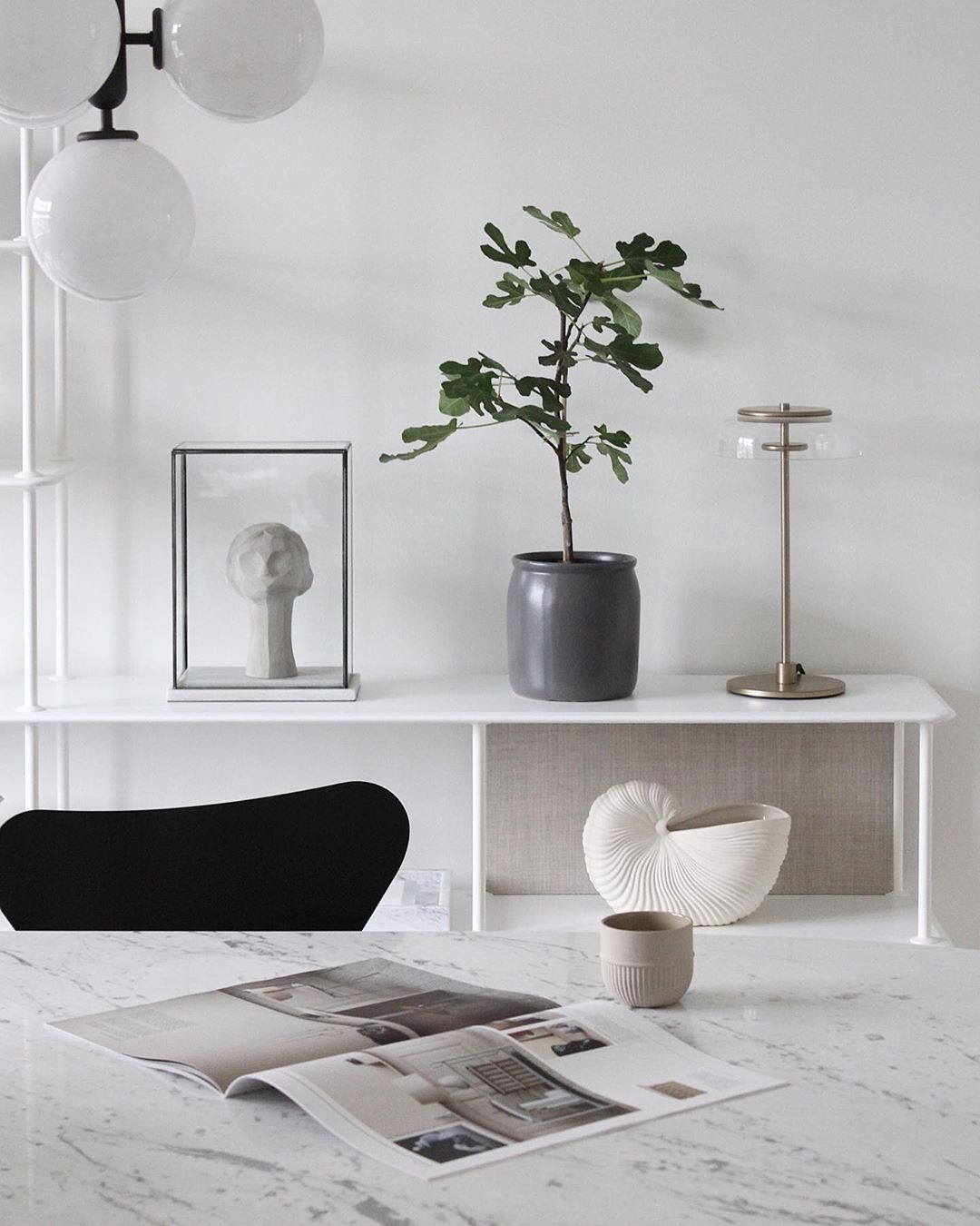 Blossi Table Lamp