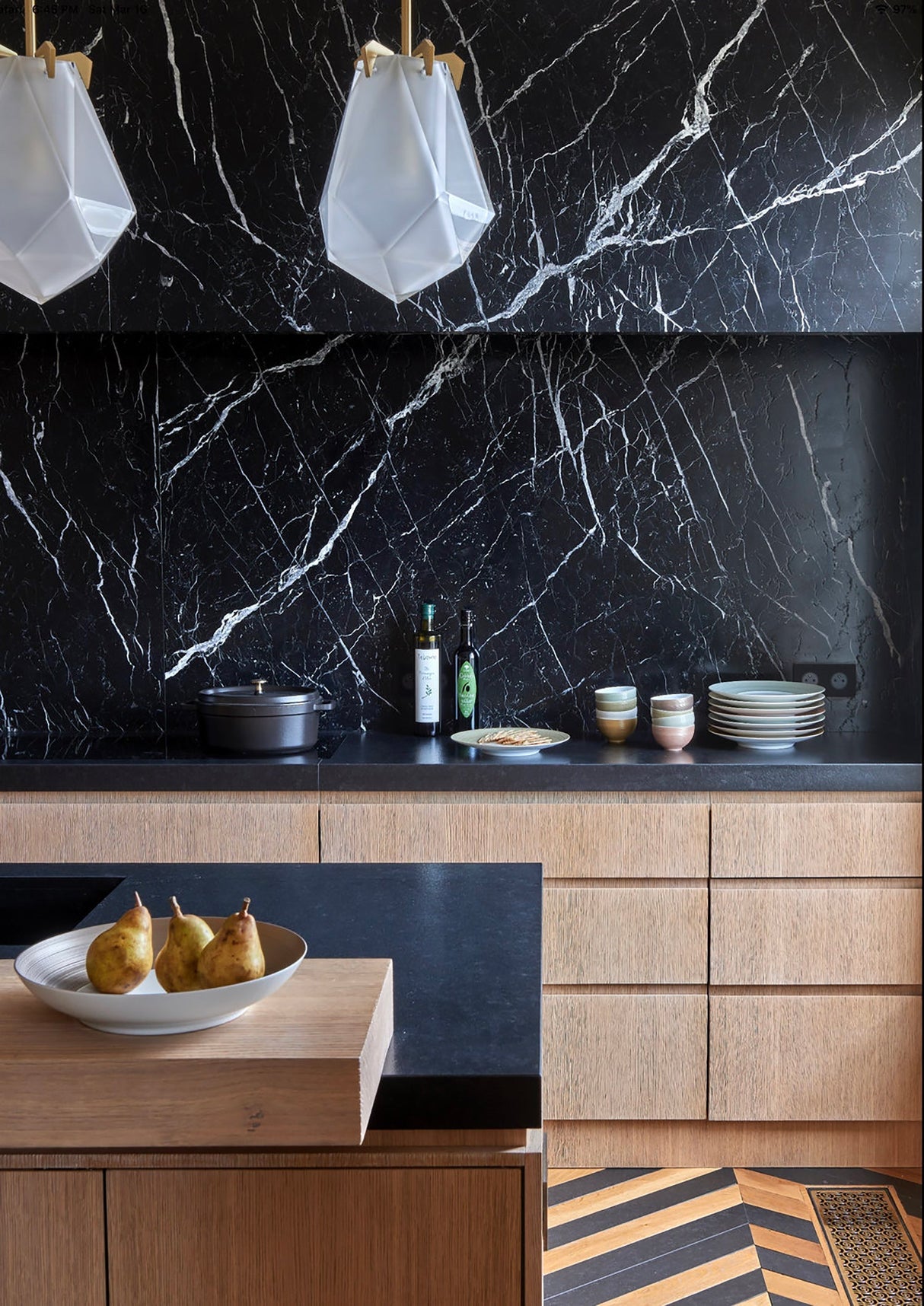 Briolette Pendant Light