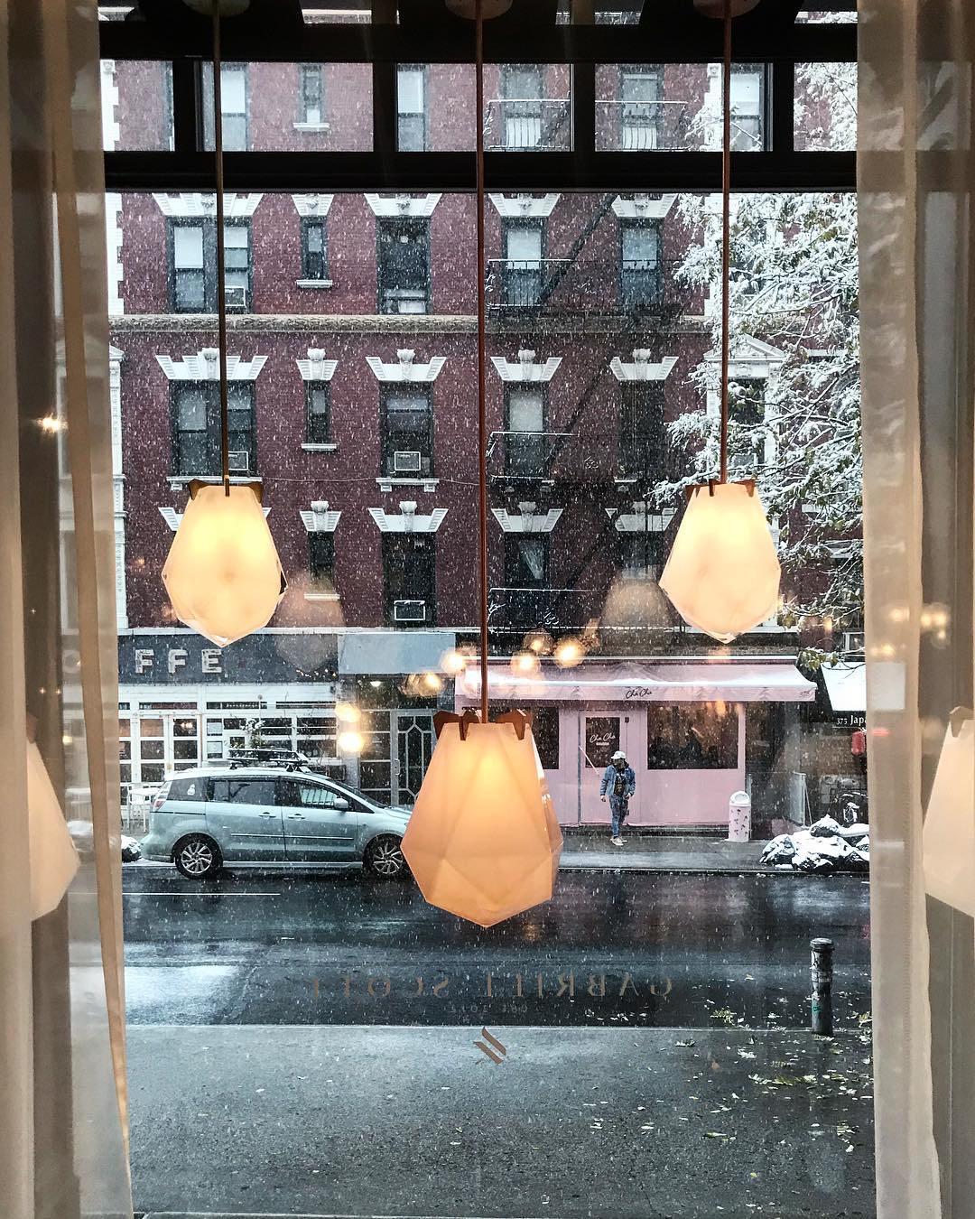 Briolette Pendant Light