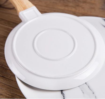 Cleo Ceramic Plates with Wood Handle