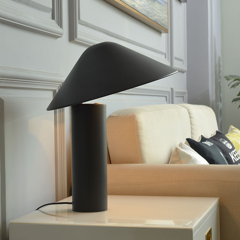 Damo Table Lamp2