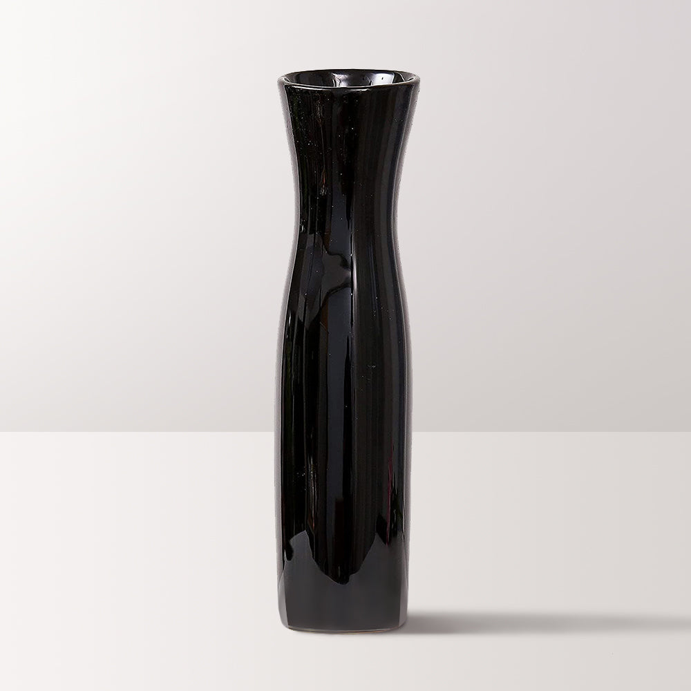 Black Stylish cheongsam Porcelain Vase