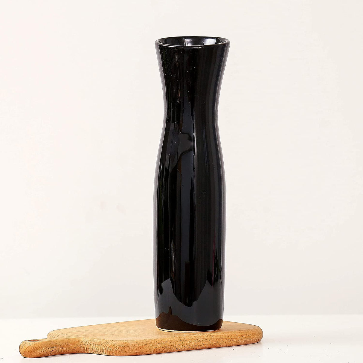 Black Stylish cheongsam Porcelain Vase