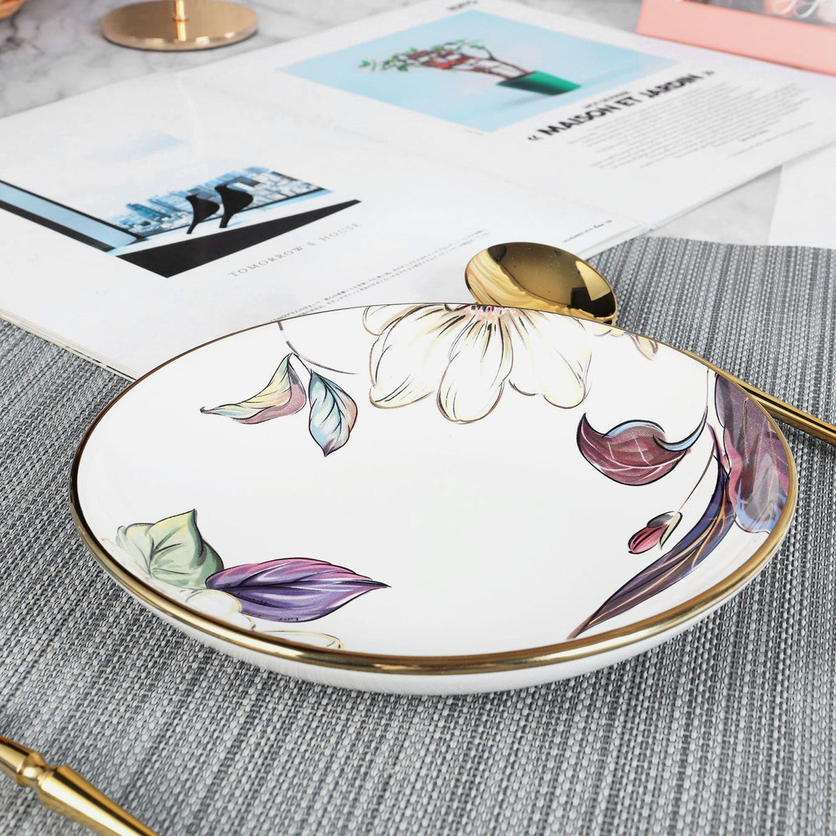 Japanese Style Porcelain Bowl Set