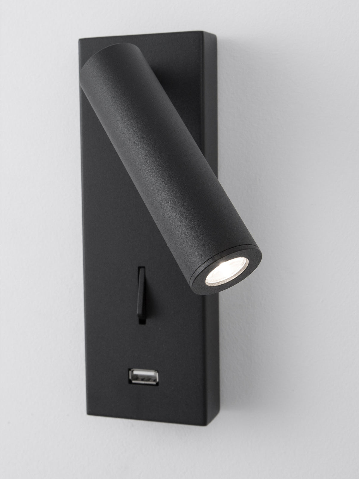 Fuse USB Sconce