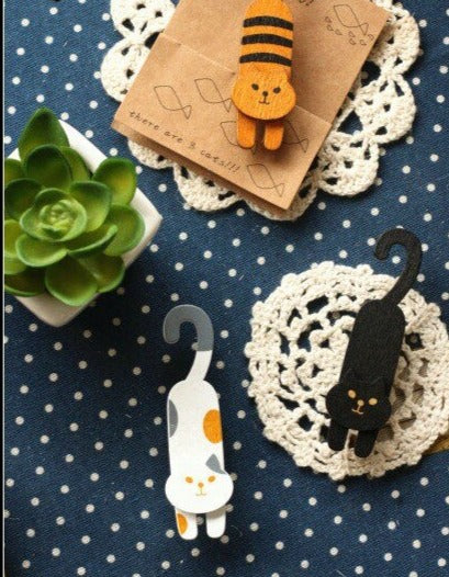 Cute Cat Wood Clip Set