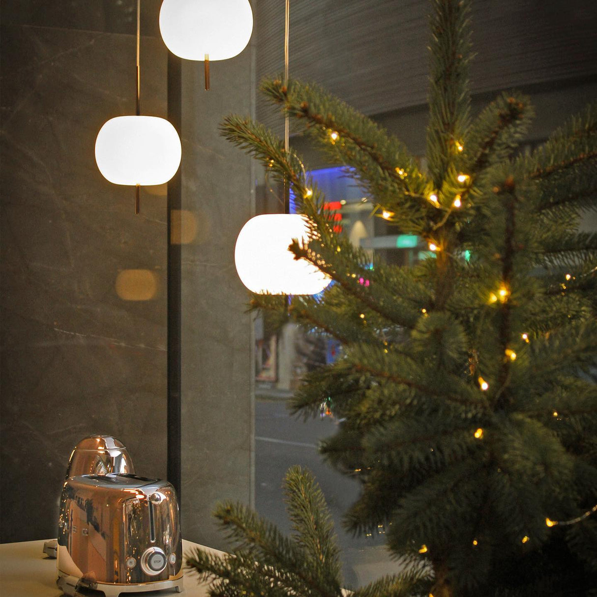 Kushi Pendant Light