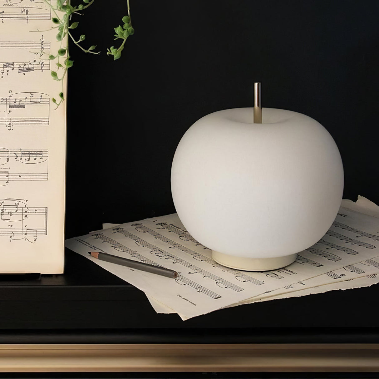 Kushi Table Light