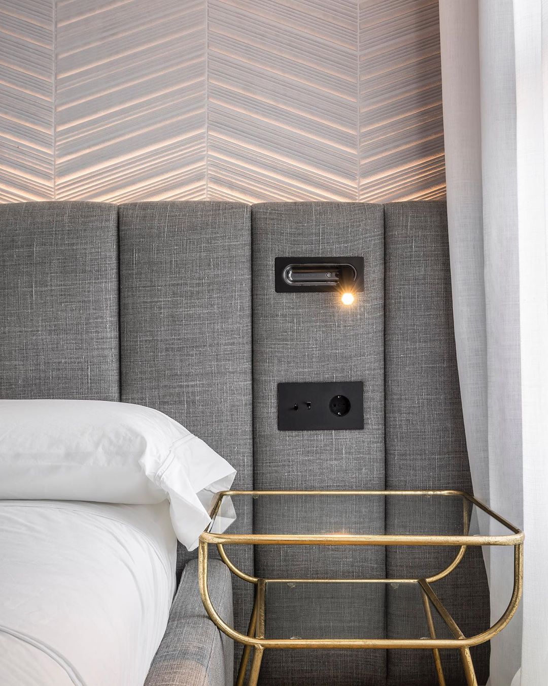 Led Tube Sconce