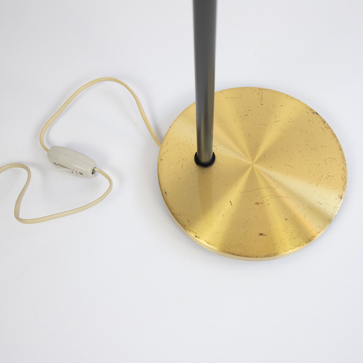 Lento Table Lamp