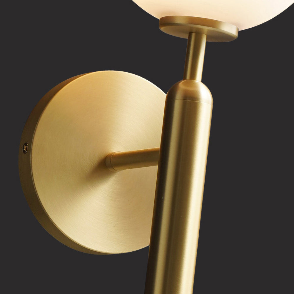 Miira Wall Light