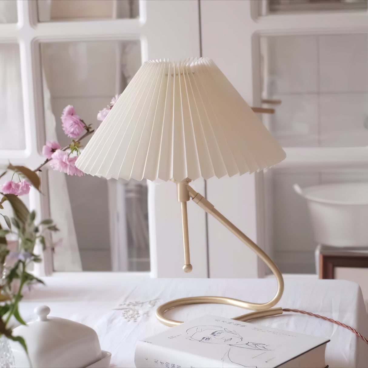 Model 306 Paper Table Lamp