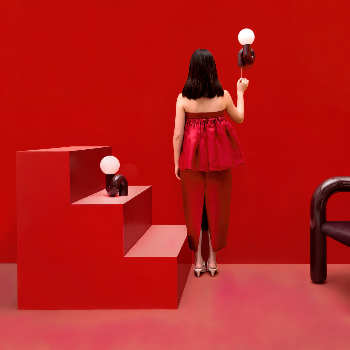 Neotenic Table Lamp