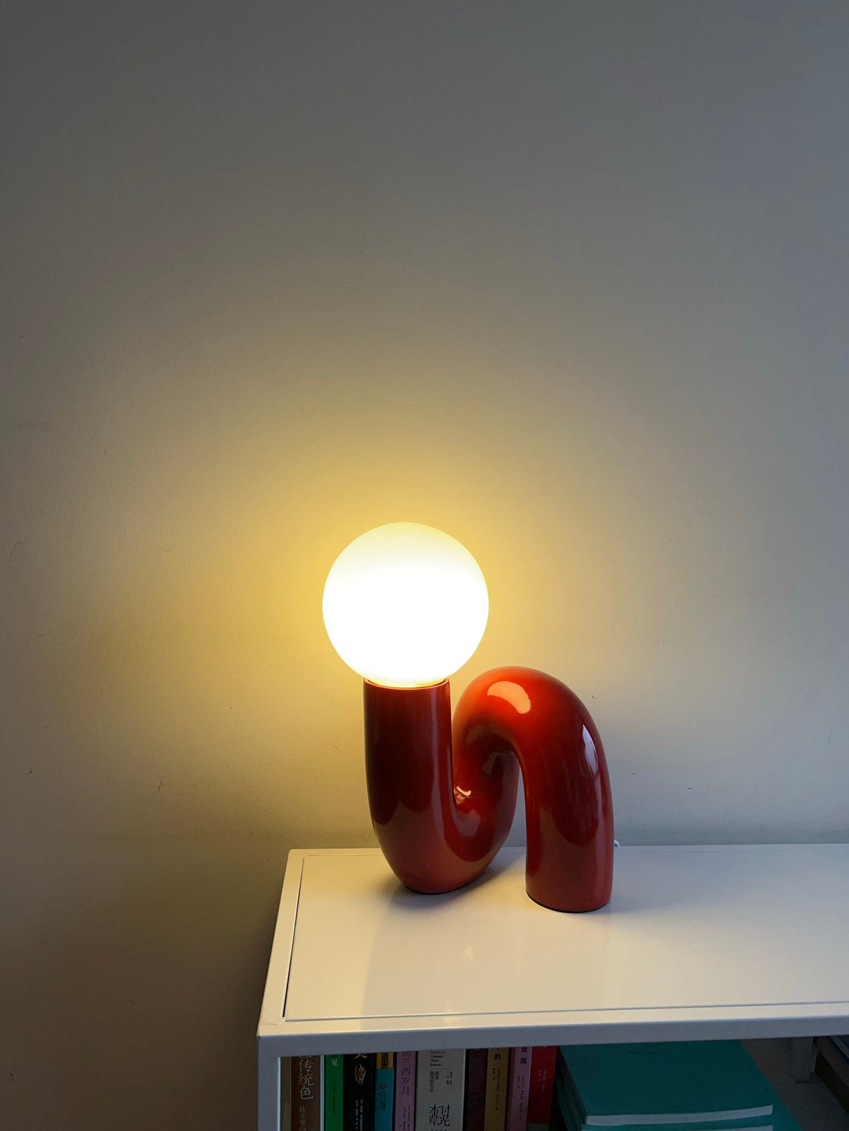 Neotenic Table Lamp