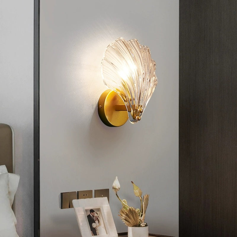 Beautiful Shell Wall Lamp