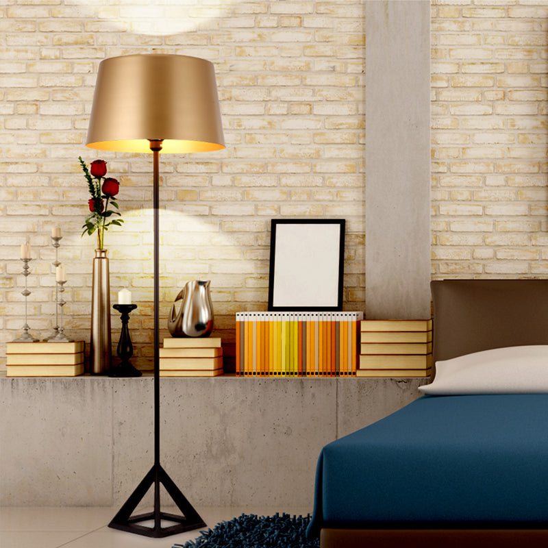 Base Metal Table Lamp