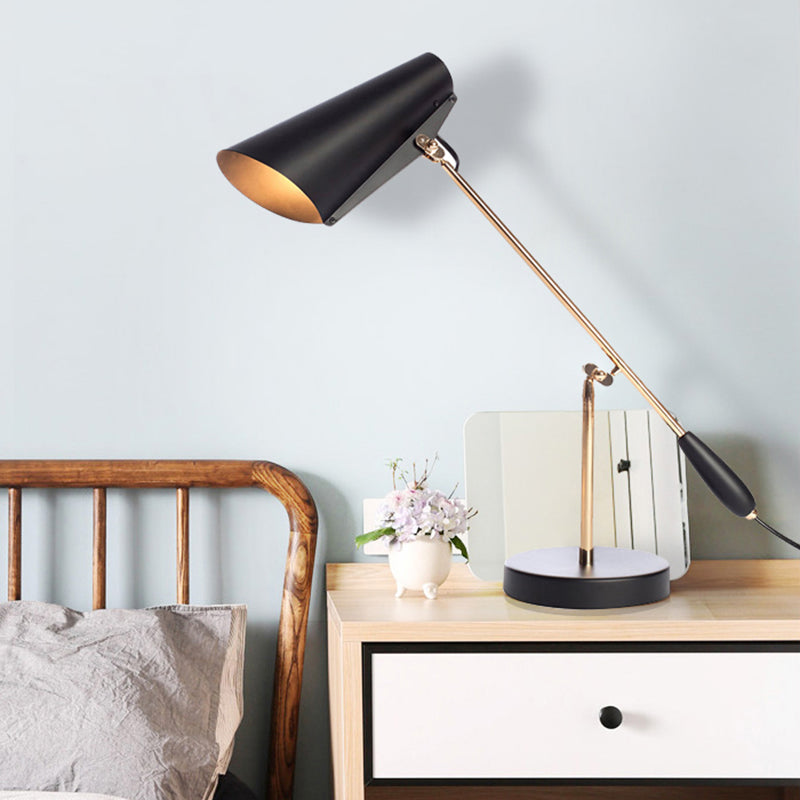 Birdy Metal Table Lamp