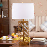 Openwork metal table lamp