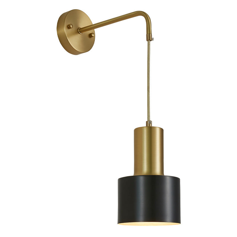 Feature Weight Wall Lamp