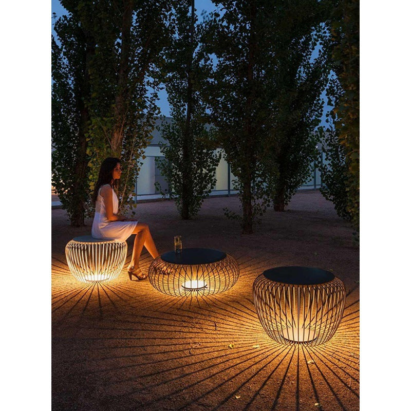 Feature Outdoor Floor Lamp