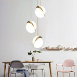 Crescent pendant Lamp