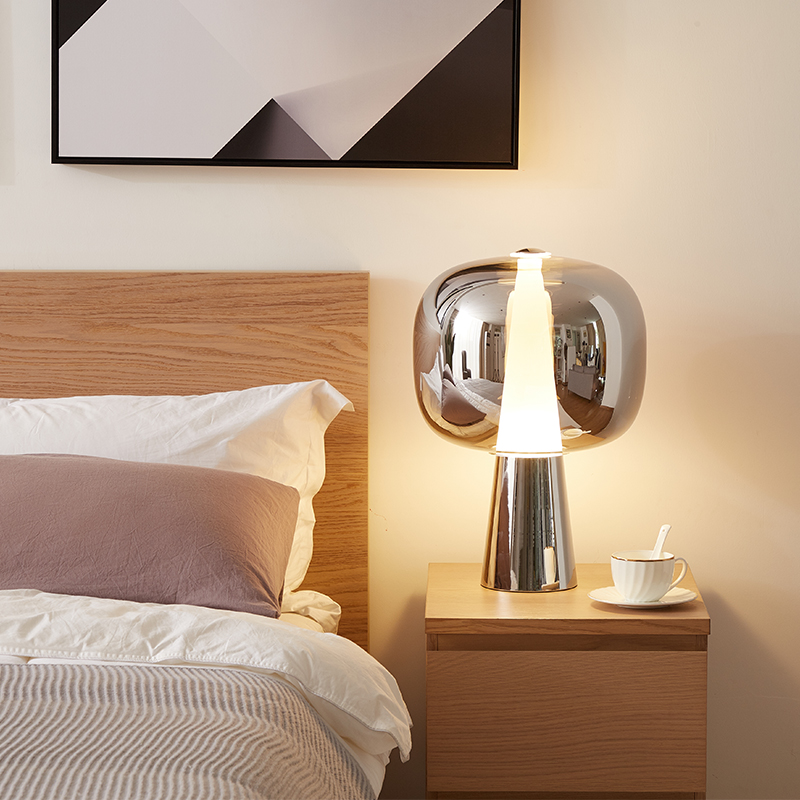 Dusk Dawn LED Table Lamp