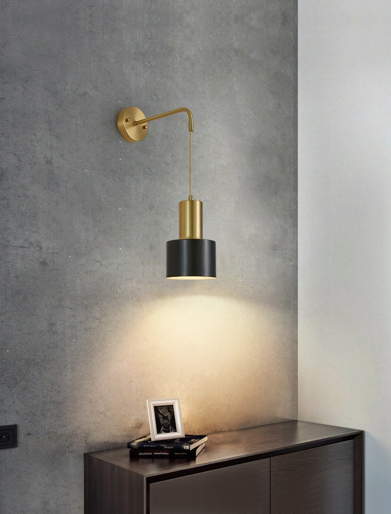 Feature Weight Wall Lamp