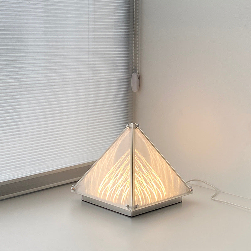 Evelyn Creativity Table Lamp