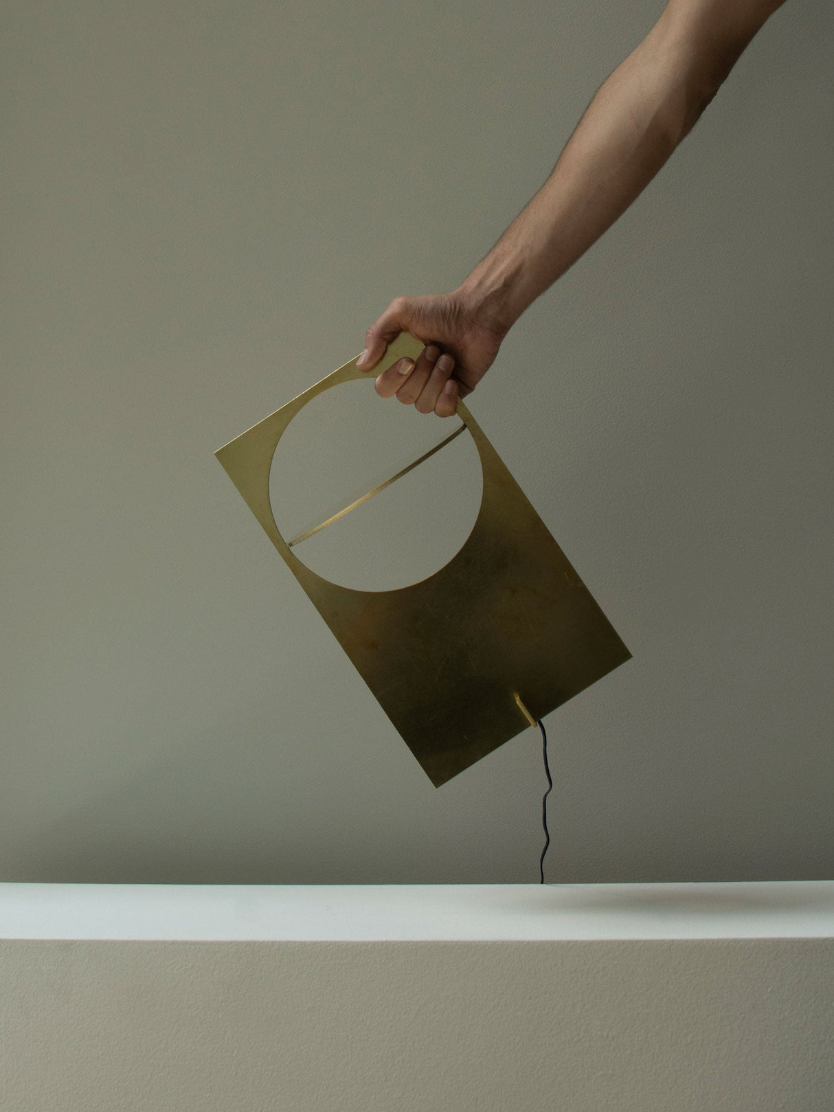 Metallic Reflection Table Lamp