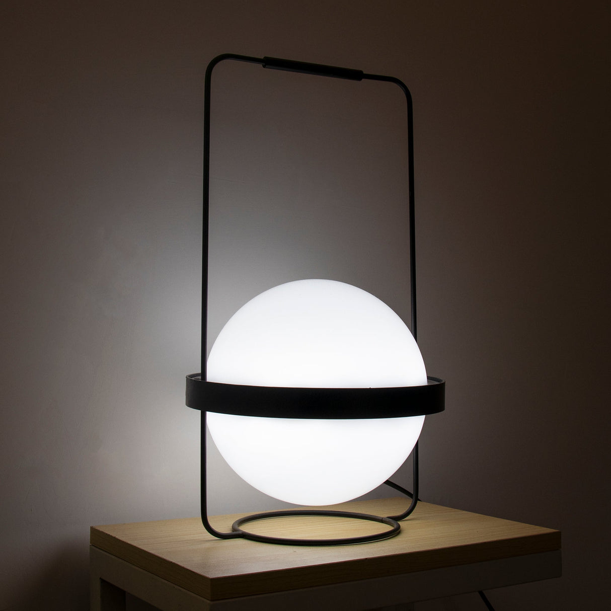 Palma Table Lamp