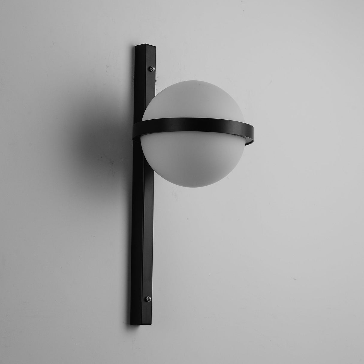 Palma Wall Lamp