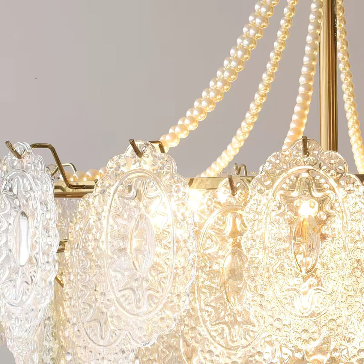 Pearls Glass Chandelier