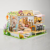 Dollhouse Miniature, Cat Coffee Shop