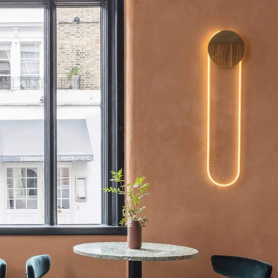 RA Wall Lamp