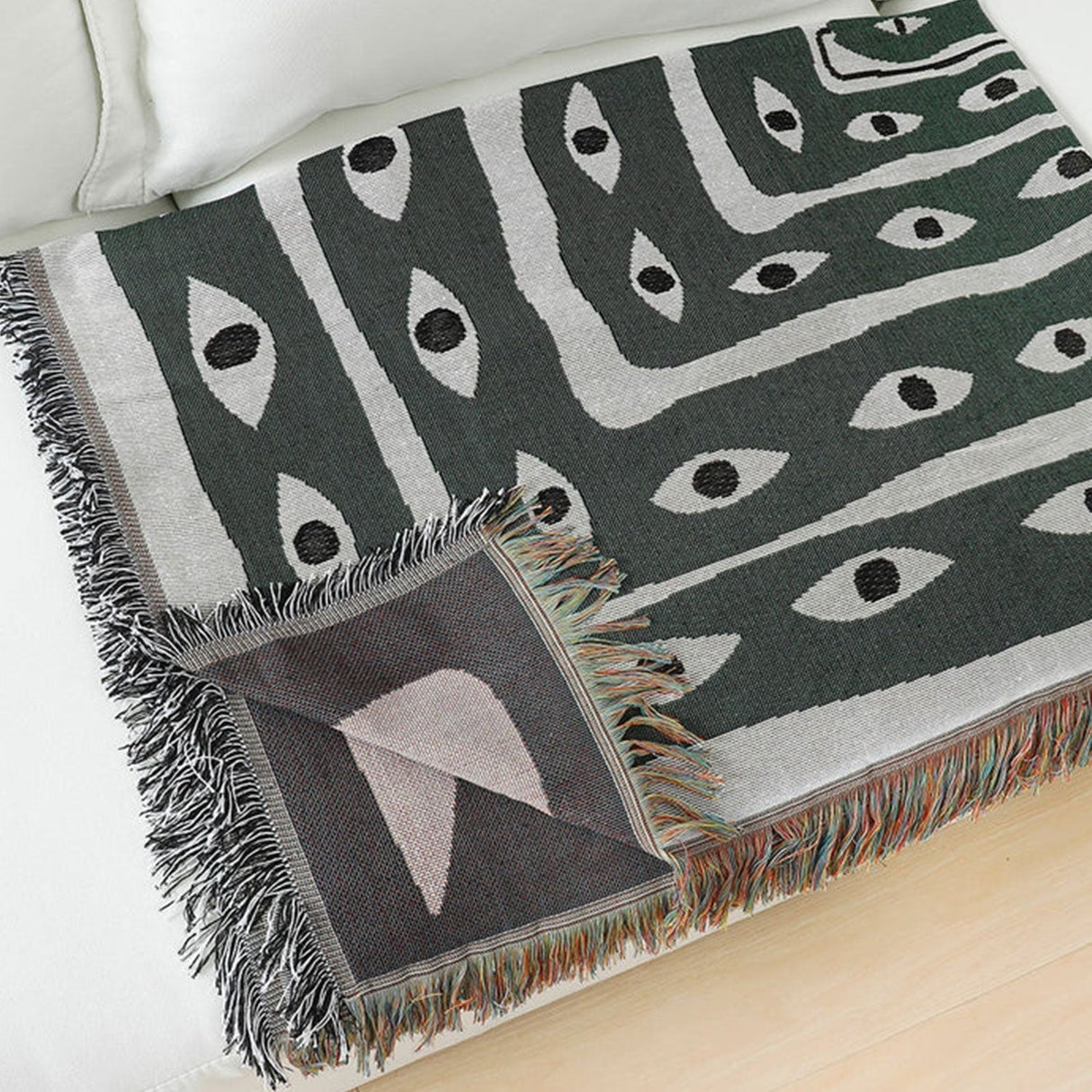 Eyes Designer Cotton Blanket