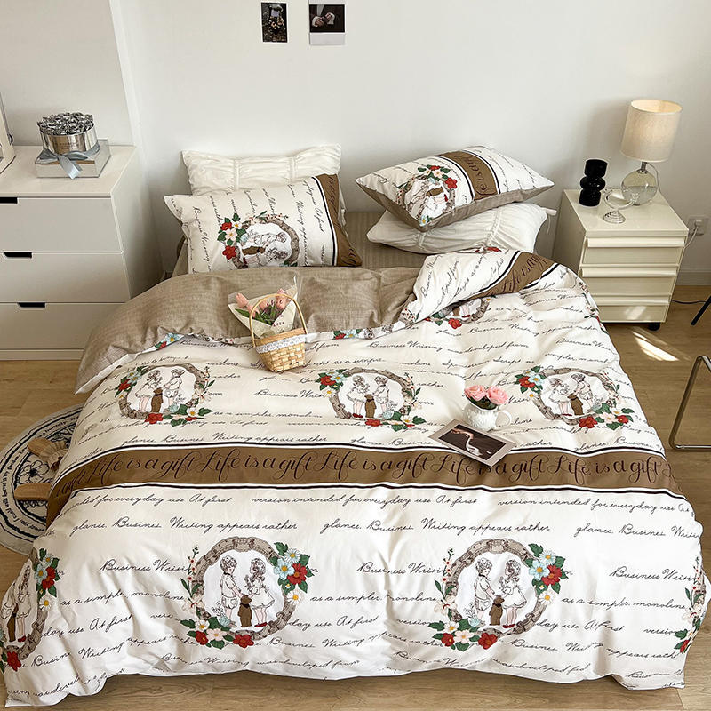 Romantic Manor Style Bedding Set