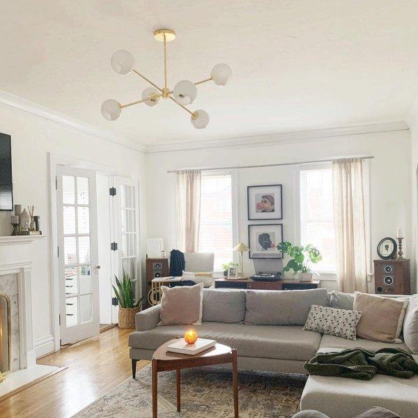 Staggered Glass 6-Light Chandelier