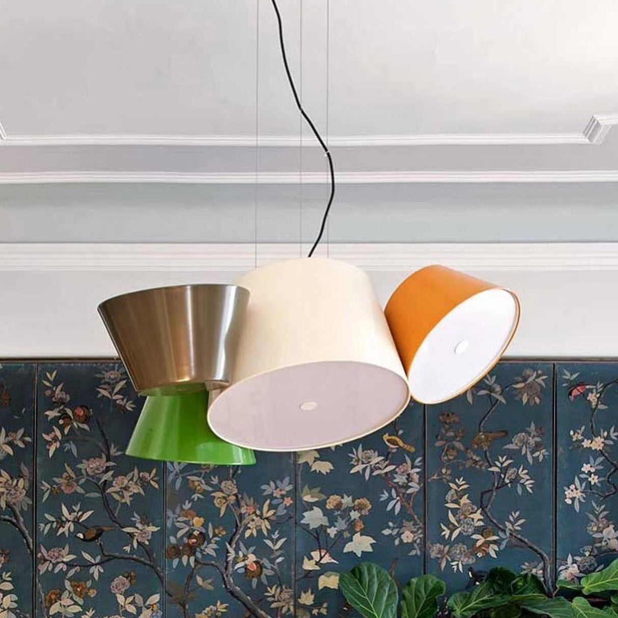 Tam Tam Chandelier