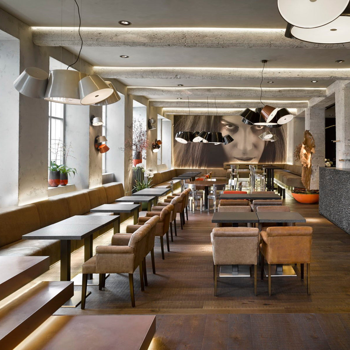 Tam Tam Chandelier