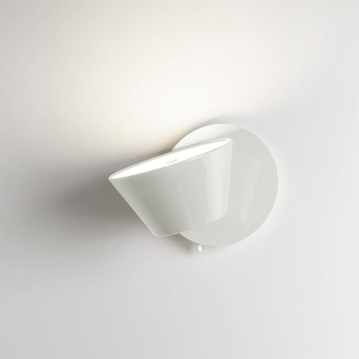 Tam Tam Wall Lamp