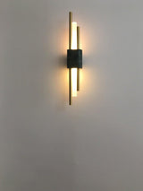 Tanto Wall Light