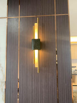 Tanto Wall Light