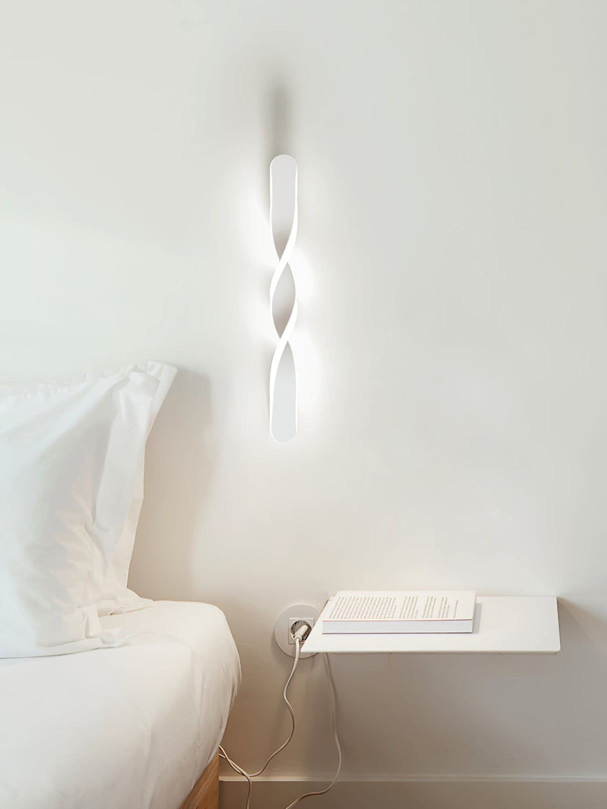 Twisted LED Wall Light